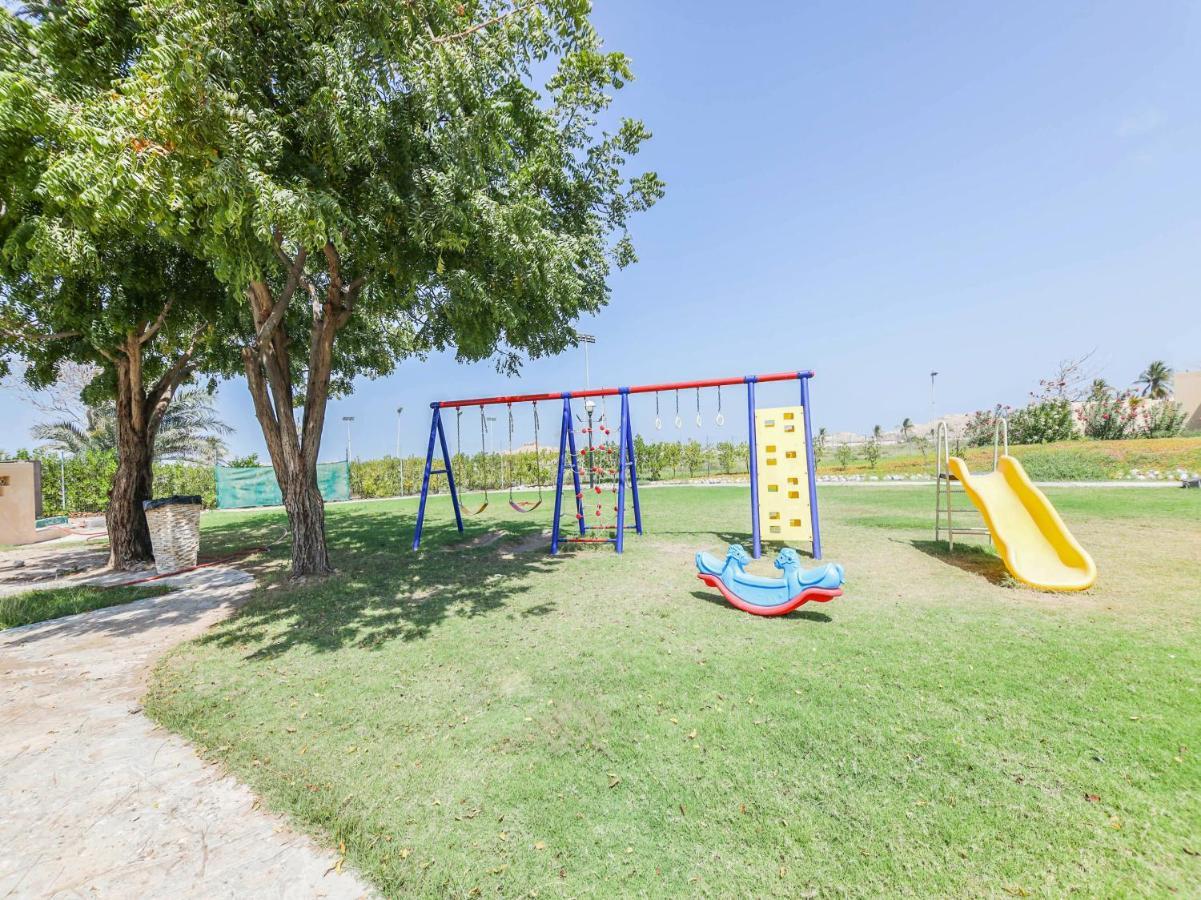Capital O133 Al Sawadi Beach Resort & Spa Barka Exterior photo