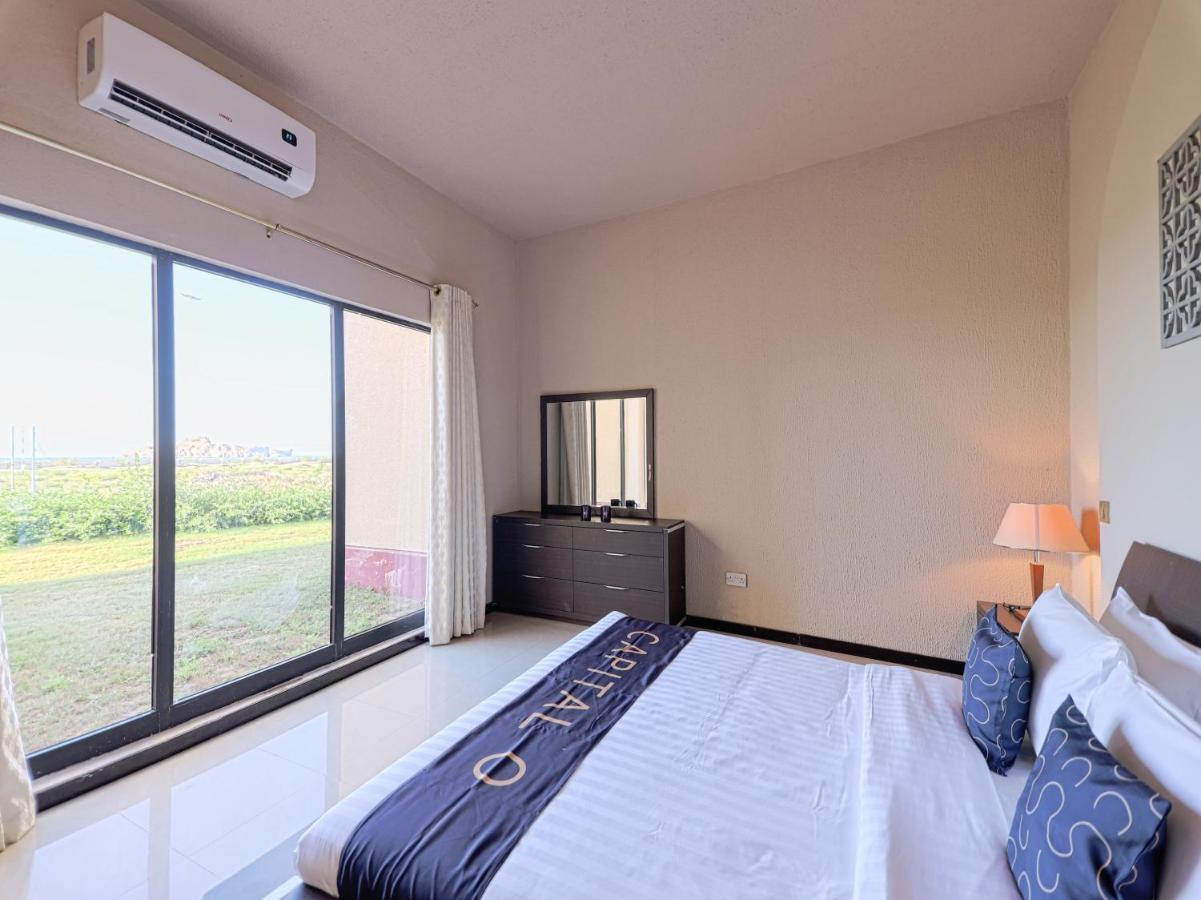 Capital O133 Al Sawadi Beach Resort & Spa Barka Exterior photo