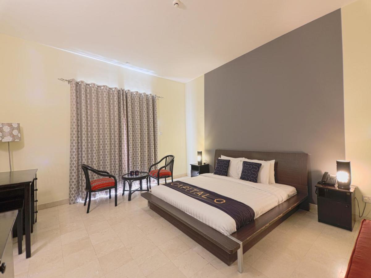 Capital O133 Al Sawadi Beach Resort & Spa Barka Exterior photo